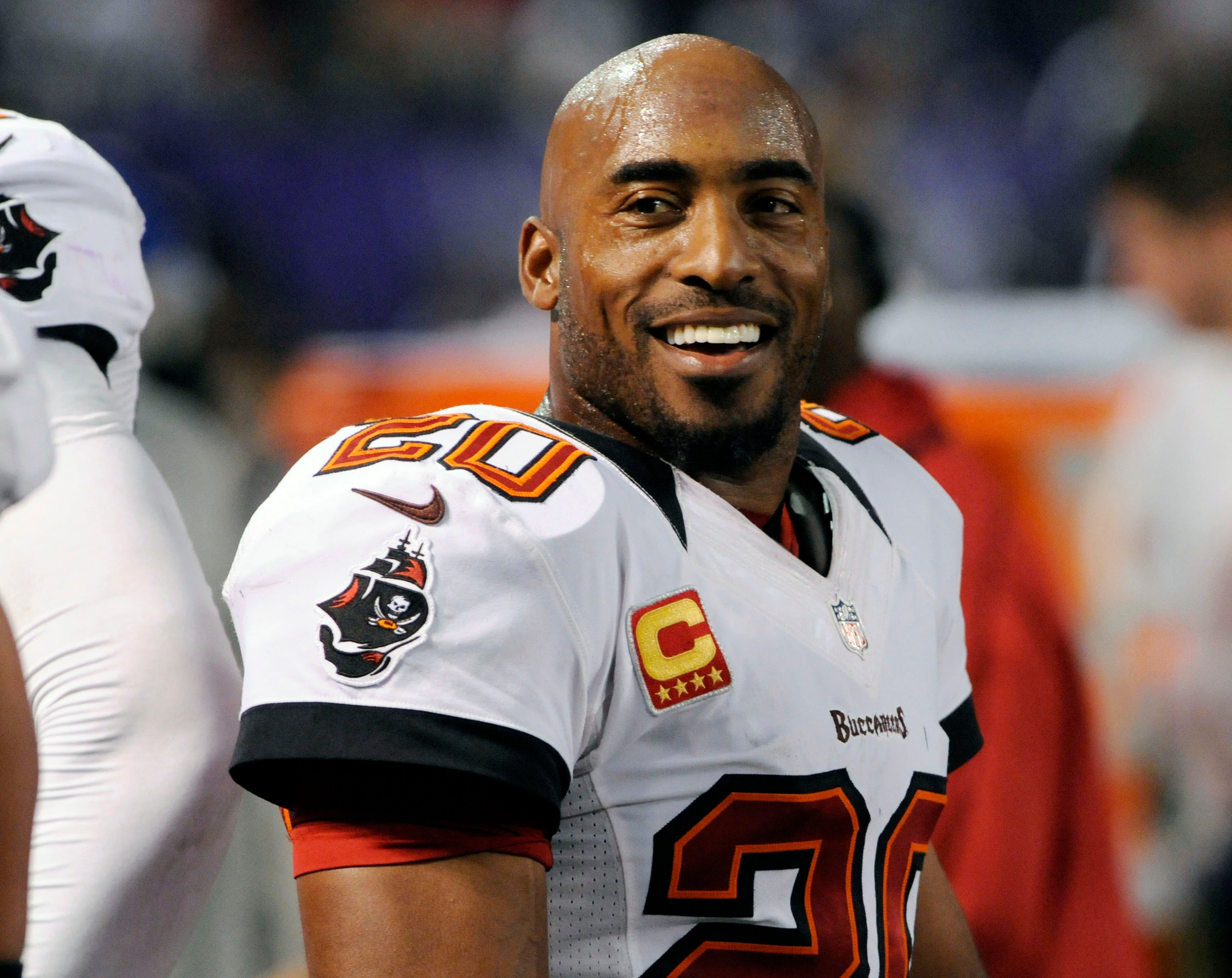 Ronde Barber elected to Pro Football Hall of Fame